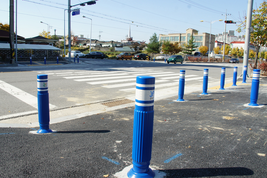 [실적사진] 155 볼라드 – 청색 설치 사진 표지