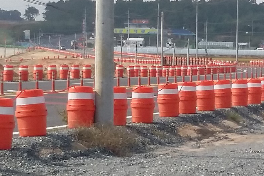 [실적사진] 분리형 드럼 – 도로 확장 공사 현장2 표지